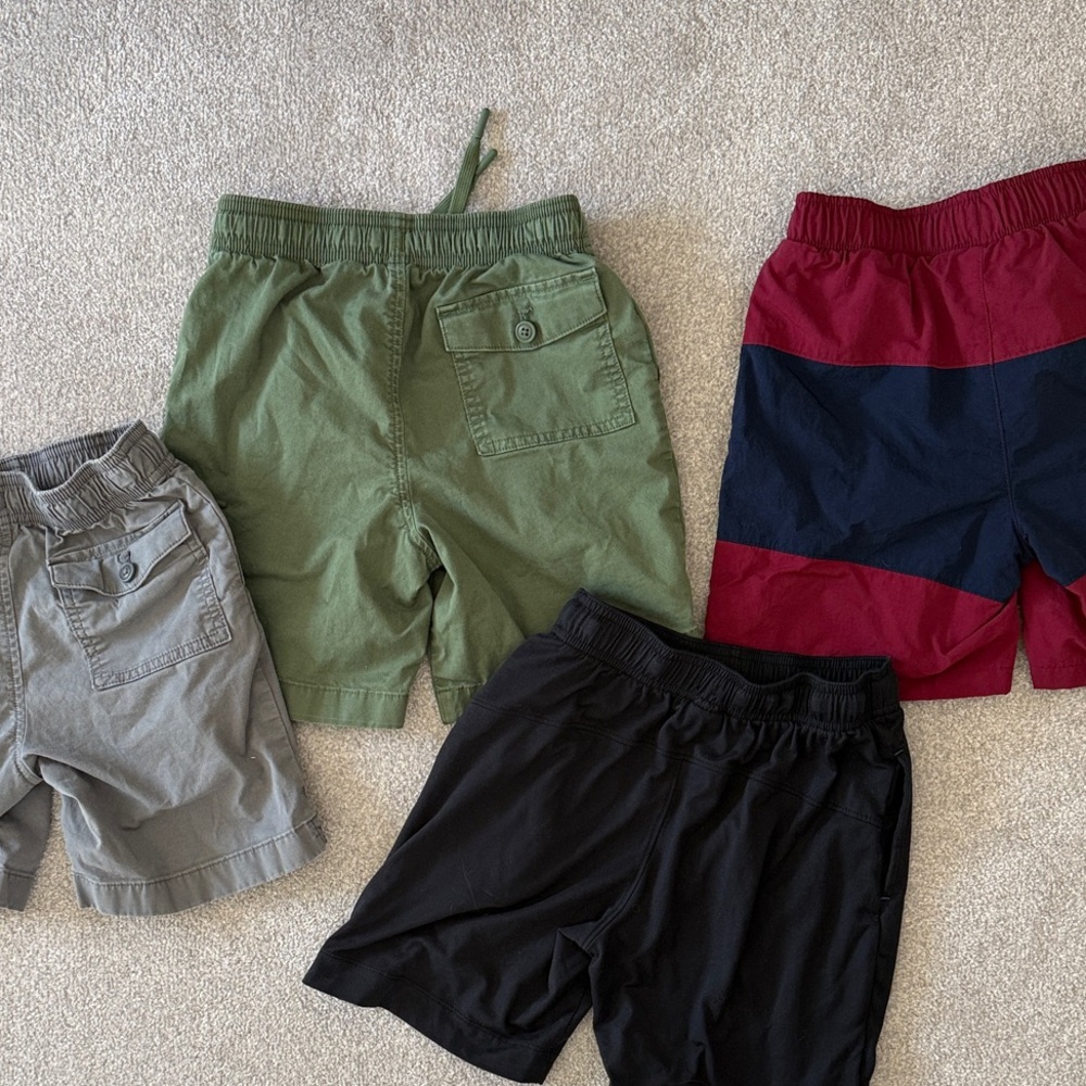 Bundle/Set of four boys shorts - Picture 2 of 5